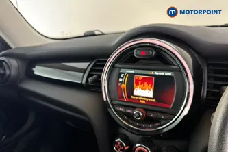 Mini Hatchback Cooper Manual Petrol Hatchback - Stock Number (1664035) - 8th supplementary image