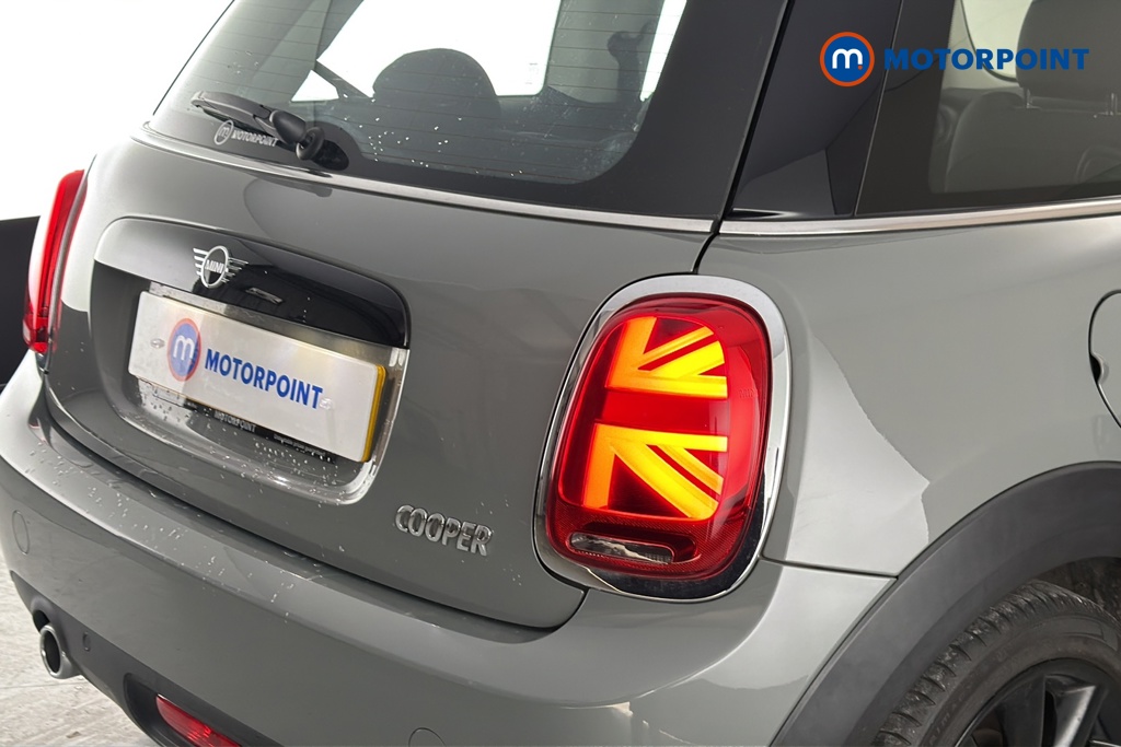 Mini Hatchback Cooper Manual Petrol Hatchback - Stock Number (1664035) - 36th supplementary image