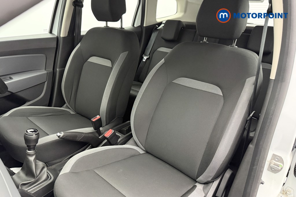 Dacia Duster Essential Manual Petrol SUV - Stock Number (1665802) - 3rd supplementary image