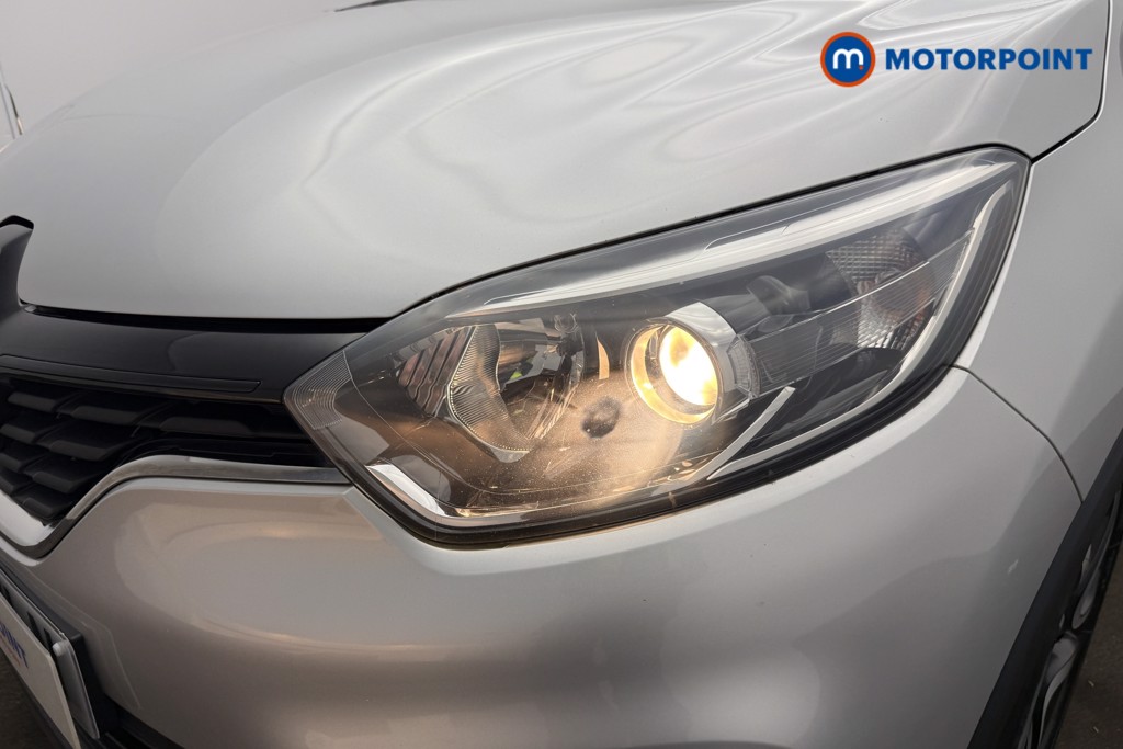 Renault Captur Iconic Automatic Diesel SUV - Stock Number (1667984) - 18th supplementary image