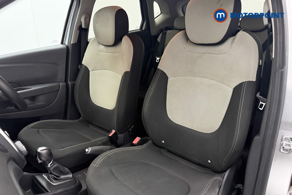 Renault Captur Iconic Automatic Diesel SUV - Stock Number (1667984) - 1st supplementary image