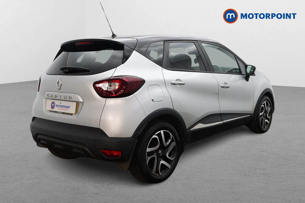 Renault Captur Iconic Automatic Diesel SUV - Stock Number (1667984) - Drivers side rear corner