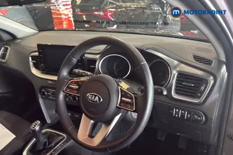 KIA Xceed 2 Manual Petrol Hatchback - Stock Number (1671639) - 1st supplementary image