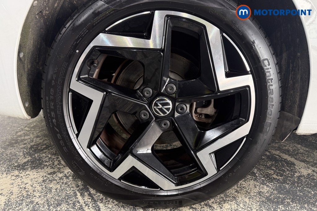 Volkswagen Passat R-Line Automatic Petrol Plug-In Hybrid Estate - Stock Number (1672191) - 29th supplementary image