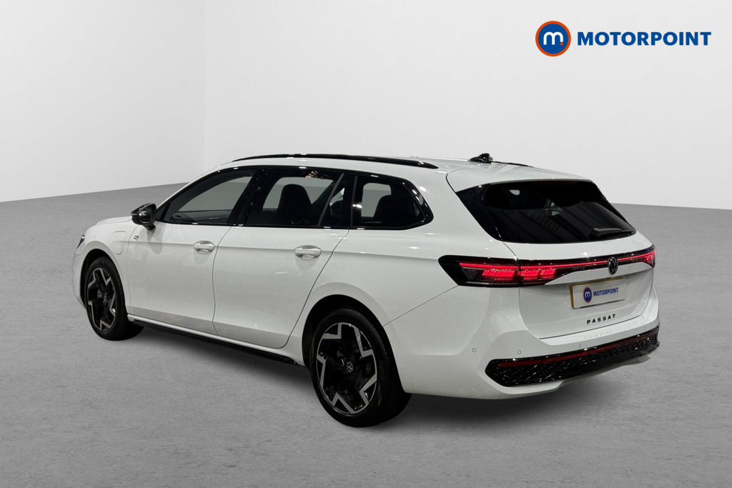 Volkswagen Passat R-Line Automatic Petrol Plug-In Hybrid Estate - Stock Number (1672191) - Passenger side rear corner