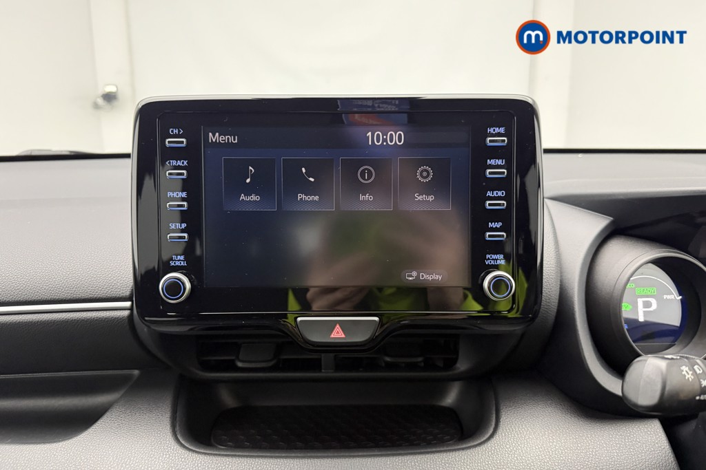 Toyota Yaris Design Automatic Petrol-Electric Hybrid Hatchback - Stock Number (1674481) - 5th supplementary image