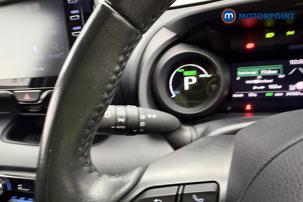 Toyota Yaris Design Automatic Petrol-Electric Hybrid Hatchback - Stock Number (1674481) - 12th supplementary image