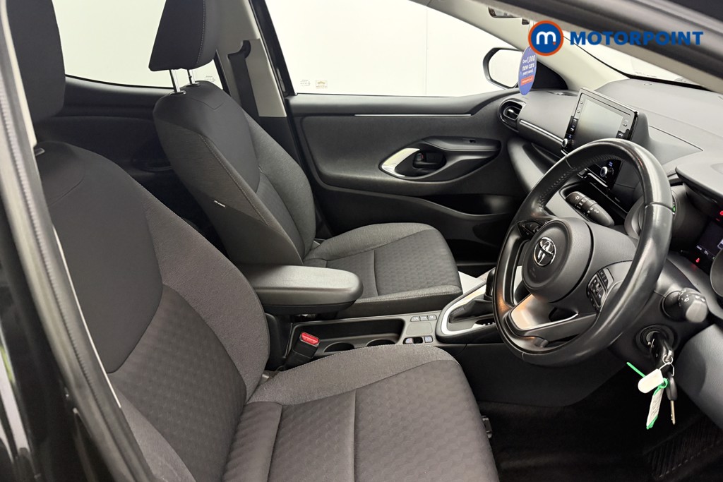 Toyota Yaris Design Automatic Petrol-Electric Hybrid Hatchback - Stock Number (1674481) - 17th supplementary image