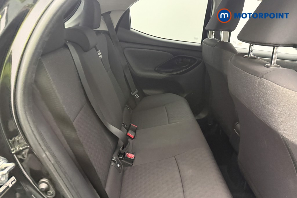 Toyota Yaris Design Automatic Petrol-Electric Hybrid Hatchback - Stock Number (1674481) - 21st supplementary image