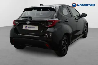 Toyota Yaris Design Automatic Petrol-Electric Hybrid Hatchback - Stock Number (1674481) - Drivers side rear corner