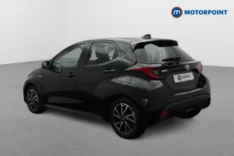Toyota Yaris Design Automatic Petrol-Electric Hybrid Hatchback - Stock Number (1674481) - Passenger side rear corner