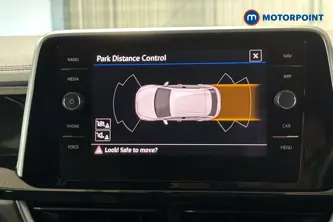 Volkswagen T-Roc R-Line Automatic Petrol SUV - Stock Number (1676374) - 993rd supplementary image