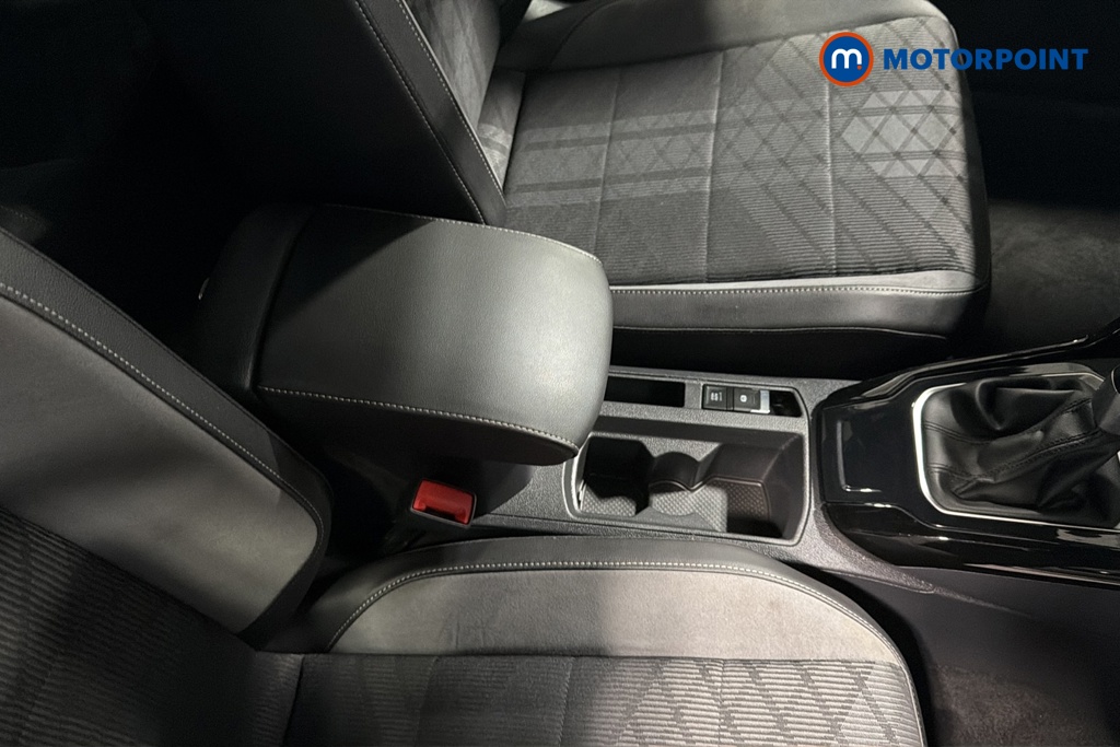 Volkswagen T-Roc R-Line Automatic Petrol SUV - Stock Number (1676374) - 15th supplementary image