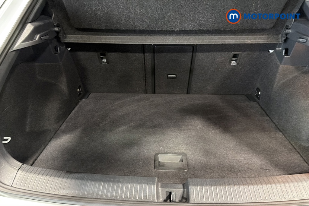 Volkswagen T-Roc R-Line Automatic Petrol SUV - Stock Number (1676374) - 30th supplementary image