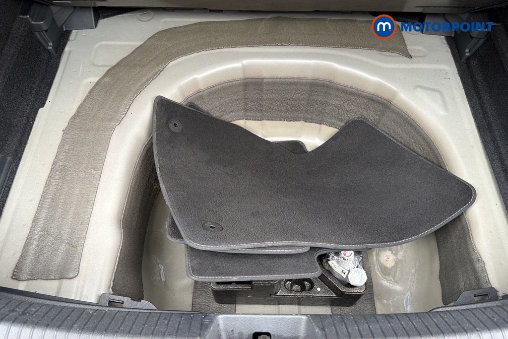 Volkswagen Taigo R-Line Automatic Petrol SUV - Stock Number (1677995) - 33rd supplementary image