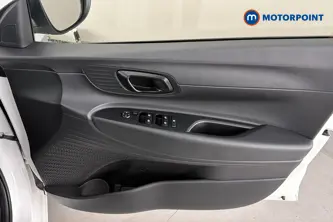 Hyundai I20 Advance Automatic Petrol Hatchback - Stock Number (1679273) - 18th supplementary image