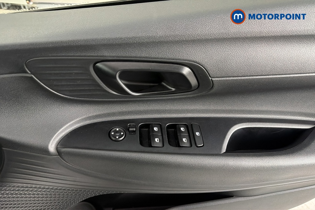 Hyundai I20 Advance Automatic Petrol Hatchback - Stock Number (1679273) - 19th supplementary image