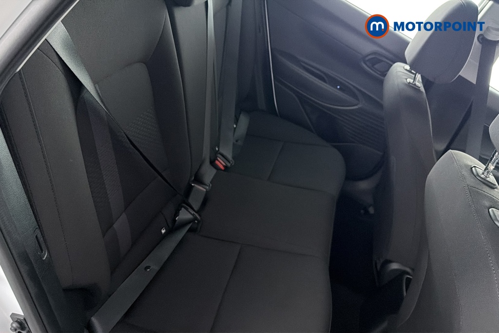 Hyundai I20 Advance Automatic Petrol Hatchback - Stock Number (1679273) - 25th supplementary image