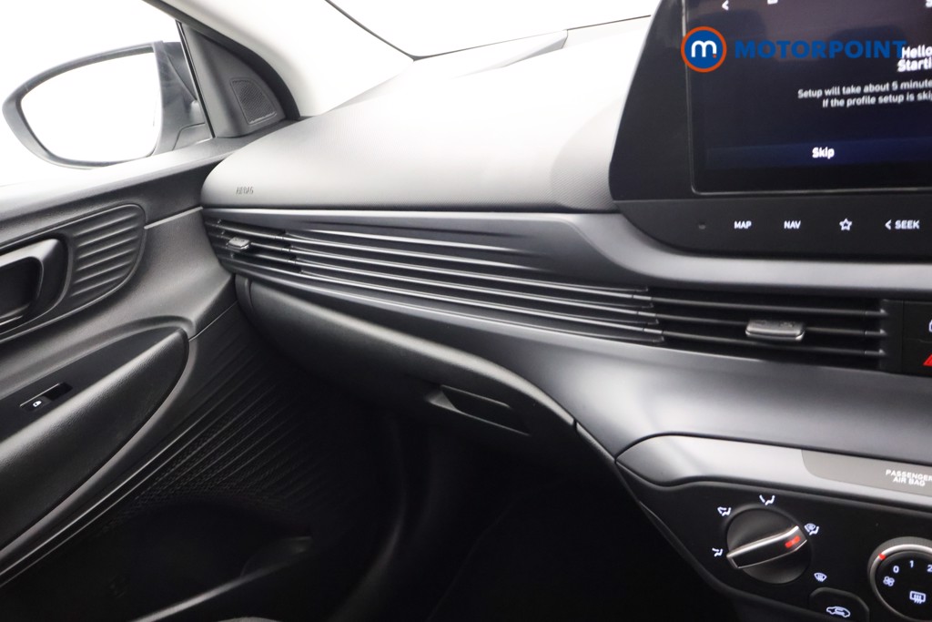 Hyundai I20 Advance Automatic Petrol Hatchback - Stock Number (1679285) - 10th supplementary image
