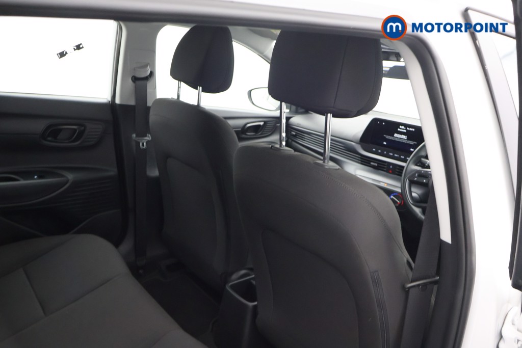 Hyundai I20 Advance Automatic Petrol Hatchback - Stock Number (1679285) - 17th supplementary image
