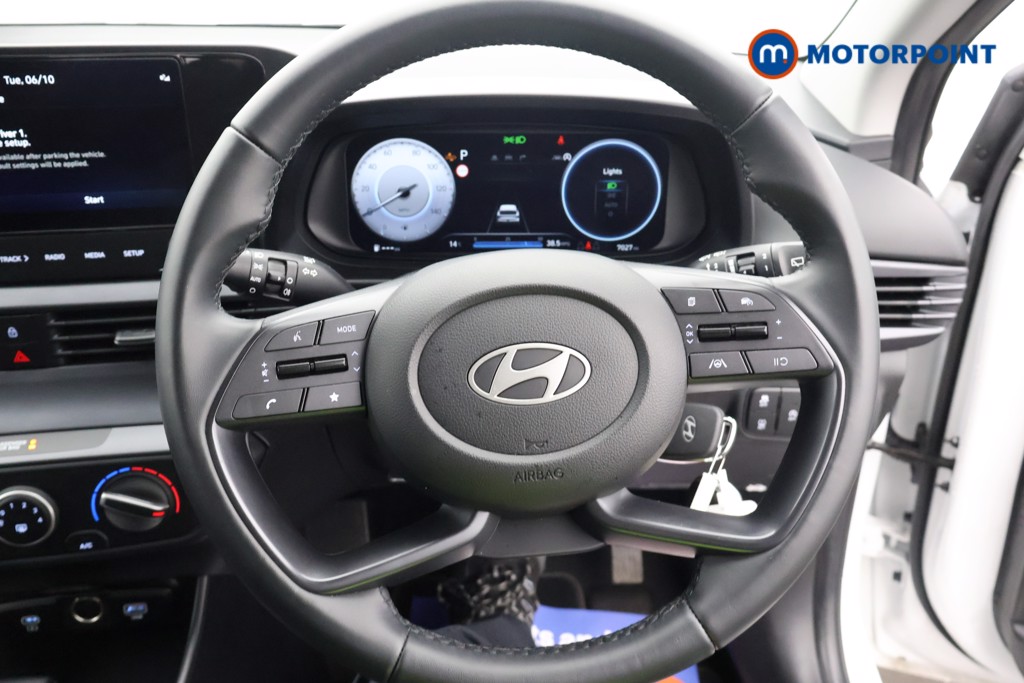 Hyundai I20 Advance Automatic Petrol Hatchback - Stock Number (1679285) - 1st supplementary image