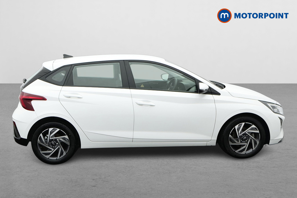 Hyundai I20 Advance Automatic Petrol Hatchback - Stock Number (1679285) - Drivers side