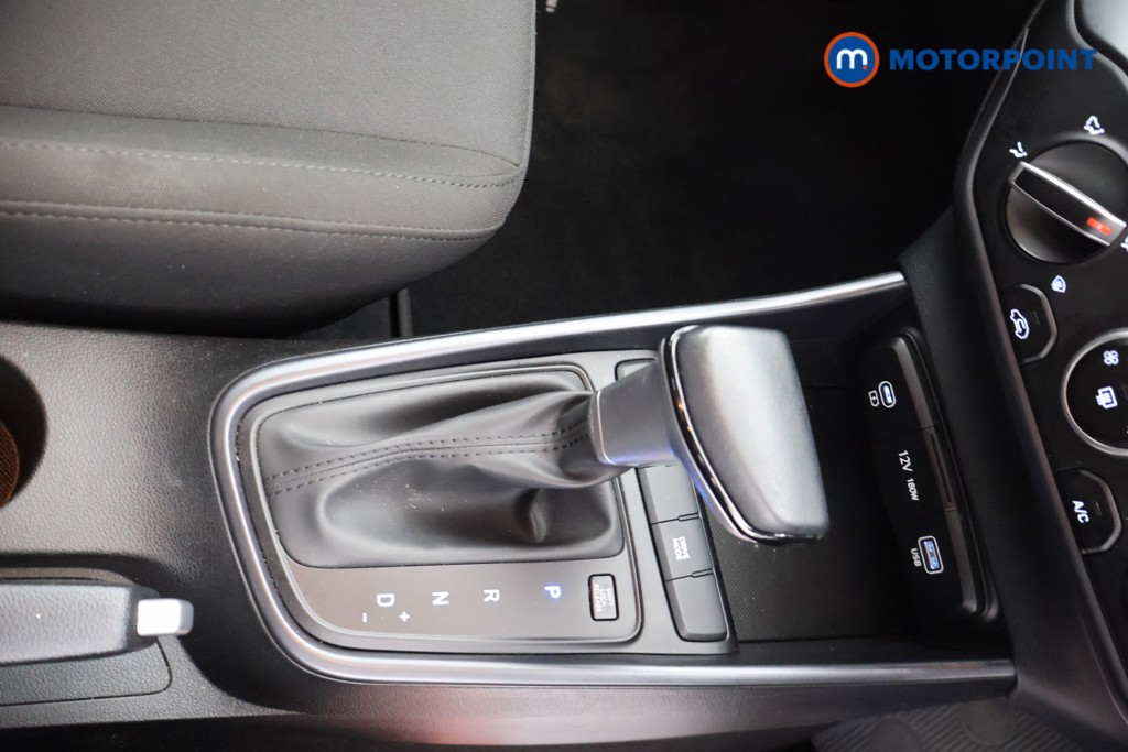 Hyundai I20 Advance Automatic Petrol Hatchback - Stock Number (1679301) - 9th supplementary image