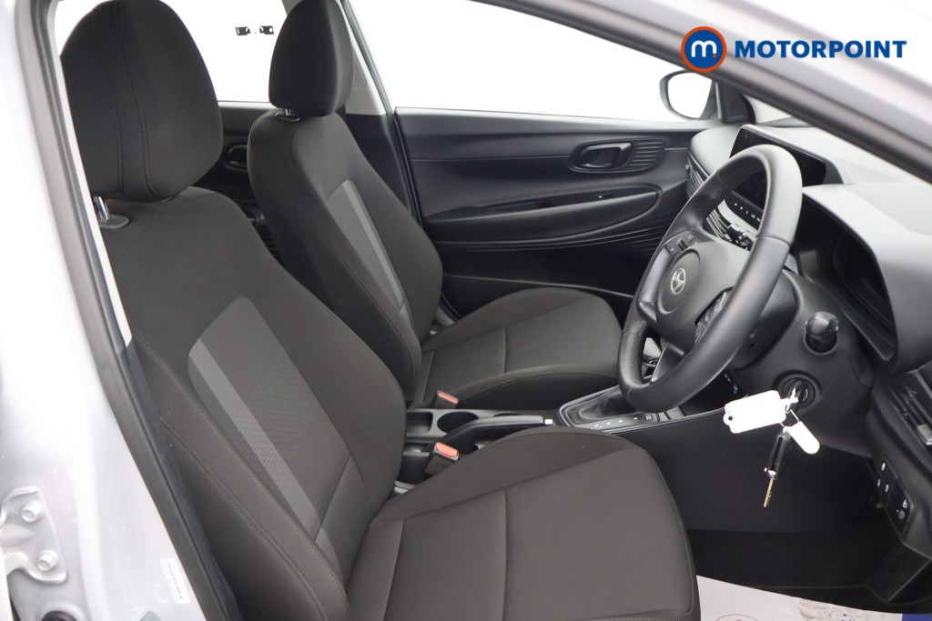 Hyundai I20 Advance Automatic Petrol Hatchback - Stock Number (1679301) - 14th supplementary image
