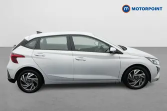 Hyundai I20 Advance Automatic Petrol Hatchback - Stock Number (1679301) - Drivers side