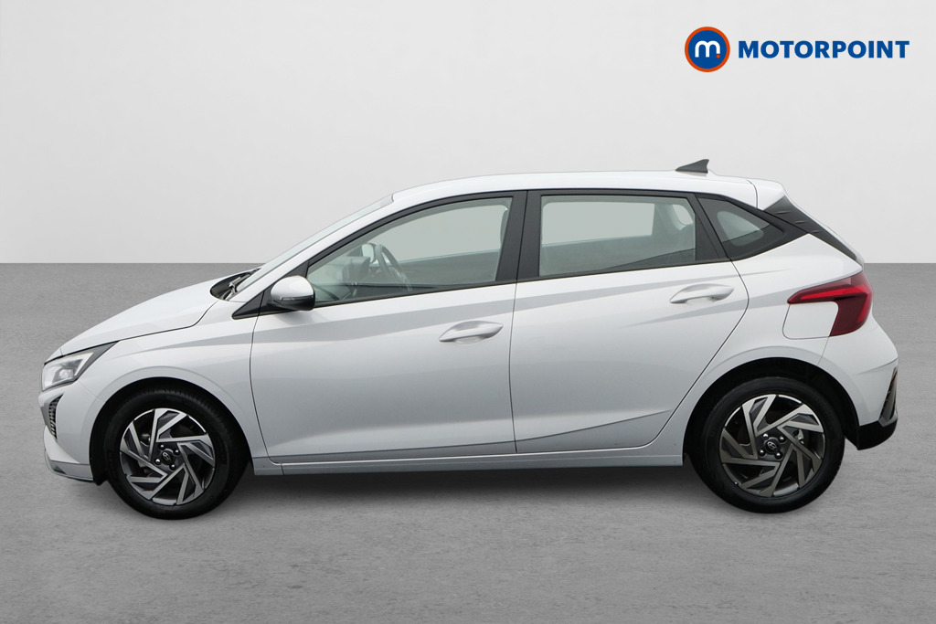 Hyundai I20 Advance Automatic Petrol Hatchback - Stock Number (1679301) - Passenger side