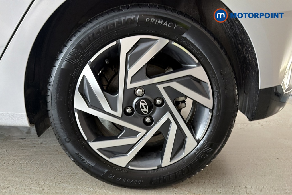 Hyundai I20 Advance Automatic Petrol Hatchback - Stock Number (1679307) - 45th supplementary image