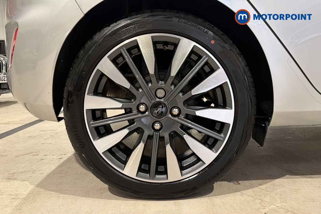 Ford Fiesta Titanium Vignale Manual Petrol Hatchback - Stock Number (1679576) - 46th supplementary image