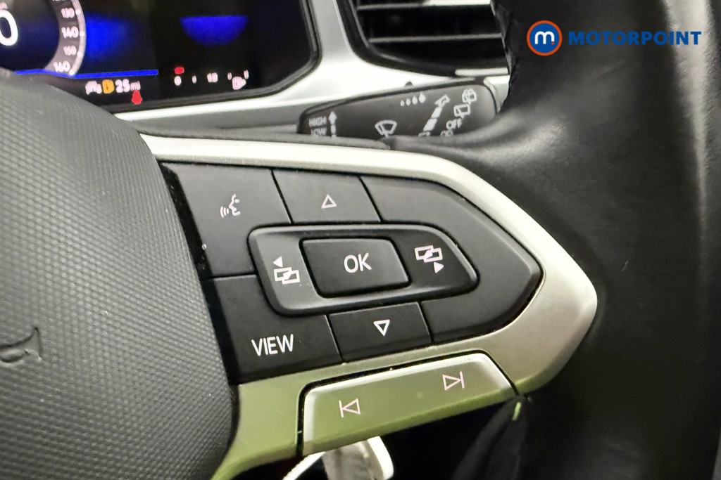 Volkswagen T-Roc Life Manual Petrol SUV - Stock Number (1679971) - 13th supplementary image