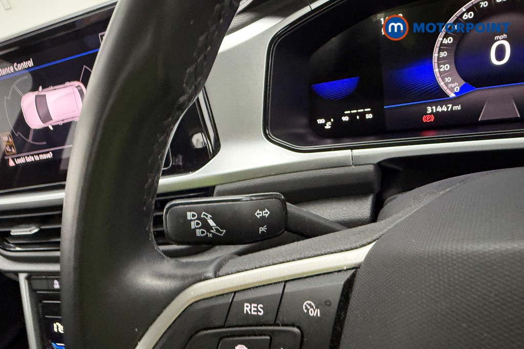 Volkswagen T-Roc Life Manual Petrol SUV - Stock Number (1679971) - 14th supplementary image
