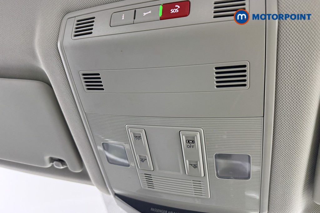 Volkswagen T-Roc Life Manual Petrol SUV - Stock Number (1679971) - 17th supplementary image