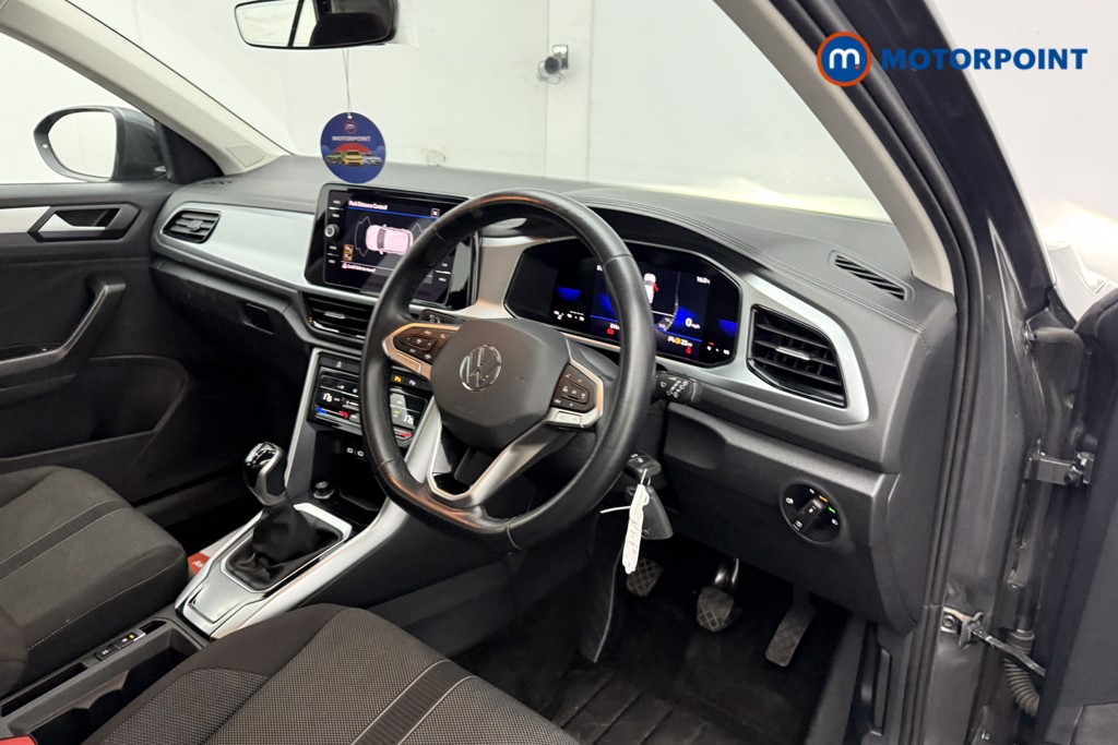Volkswagen T-Roc Life Manual Petrol SUV - Stock Number (1679971) - 20th supplementary image