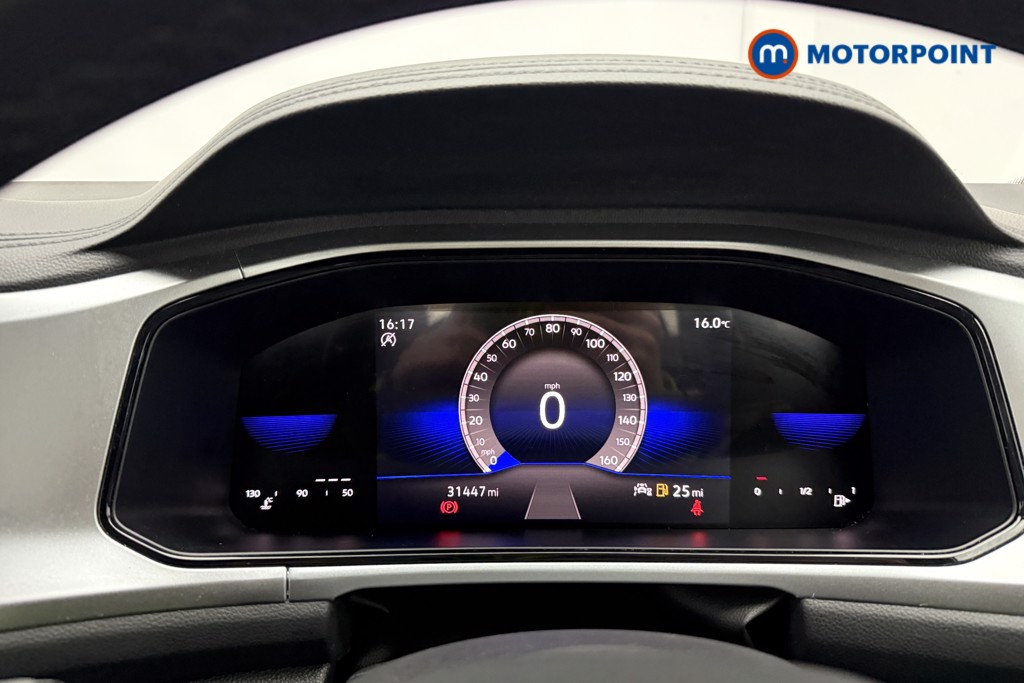 Volkswagen T-Roc Life Manual Petrol SUV - Stock Number (1679971) - 1st supplementary image
