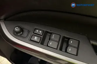 Suzuki Vitara Sz-T Manual Petrol SUV - Stock Number (1680730) - 19th supplementary image