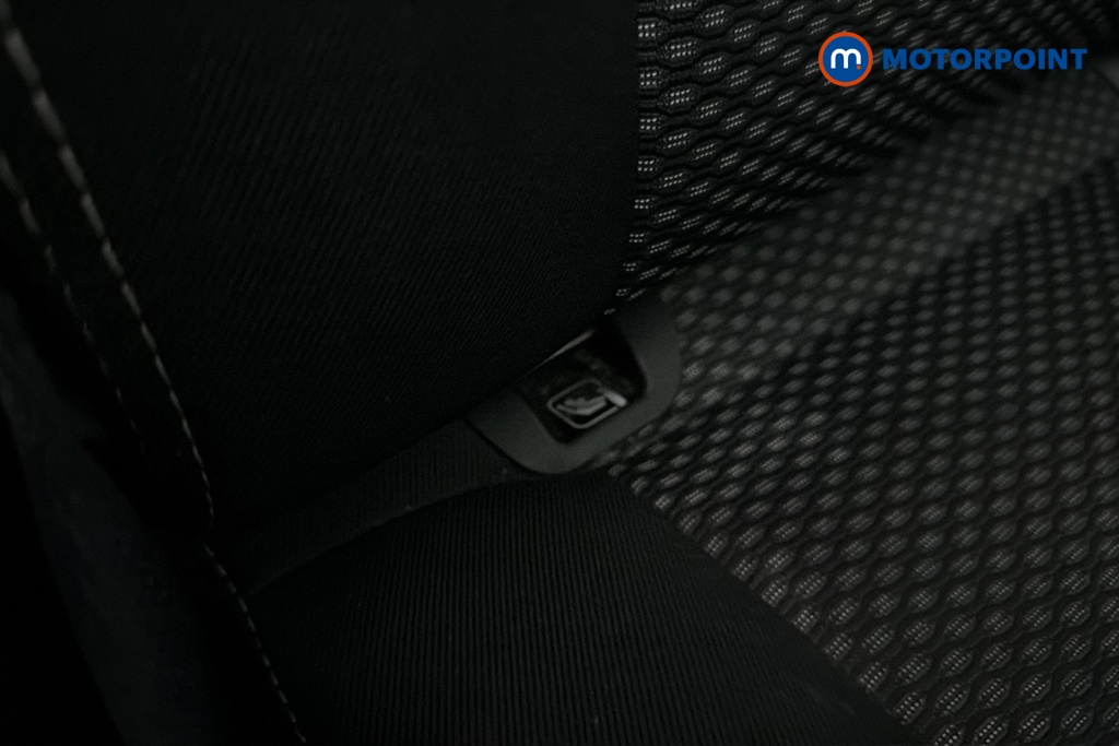 Suzuki Vitara Sz-T Manual Petrol SUV - Stock Number (1680730) - 27th supplementary image