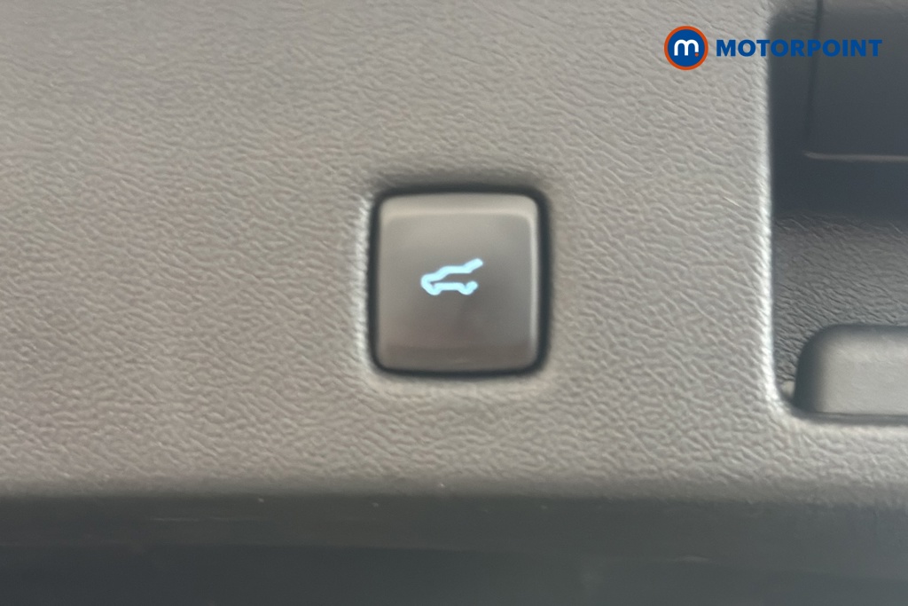 Ford Kuga Titanium Edition Manual Petrol SUV - Stock Number (1681096) - 35th supplementary image