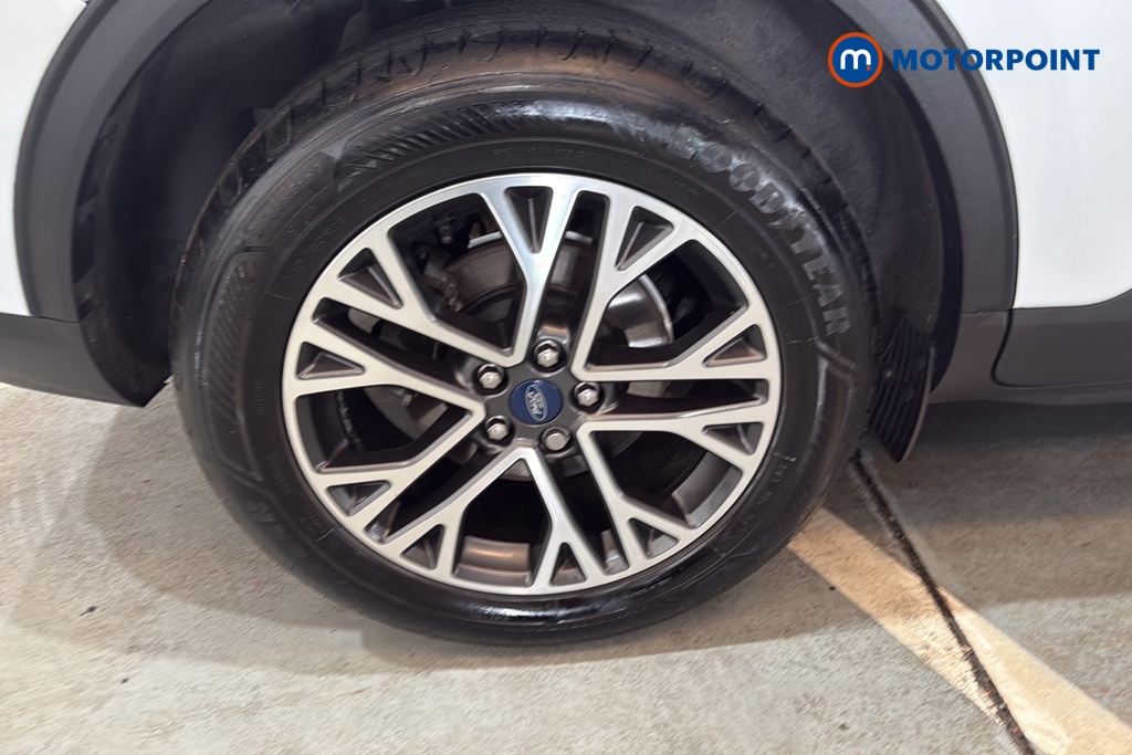 Ford Kuga Titanium Edition Manual Petrol SUV - Stock Number (1681096) - 46th supplementary image