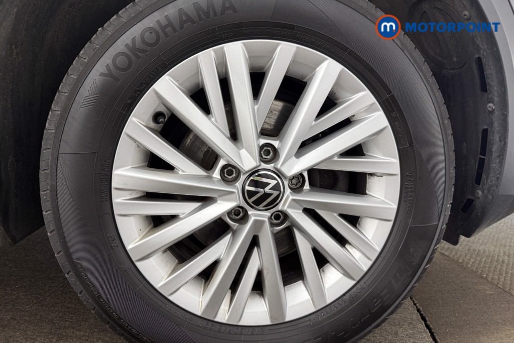 Volkswagen T-Roc Life Manual Petrol SUV - Stock Number (1681406) - 10th supplementary image