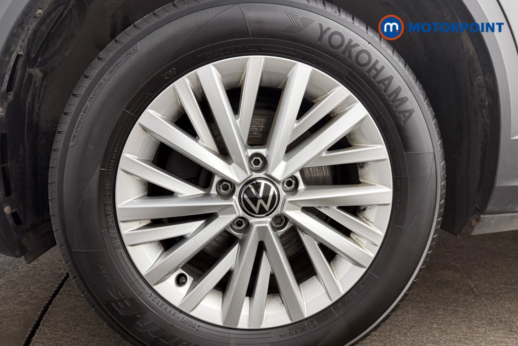 Volkswagen T-Roc Life Manual Petrol SUV - Stock Number (1681406) - 11th supplementary image