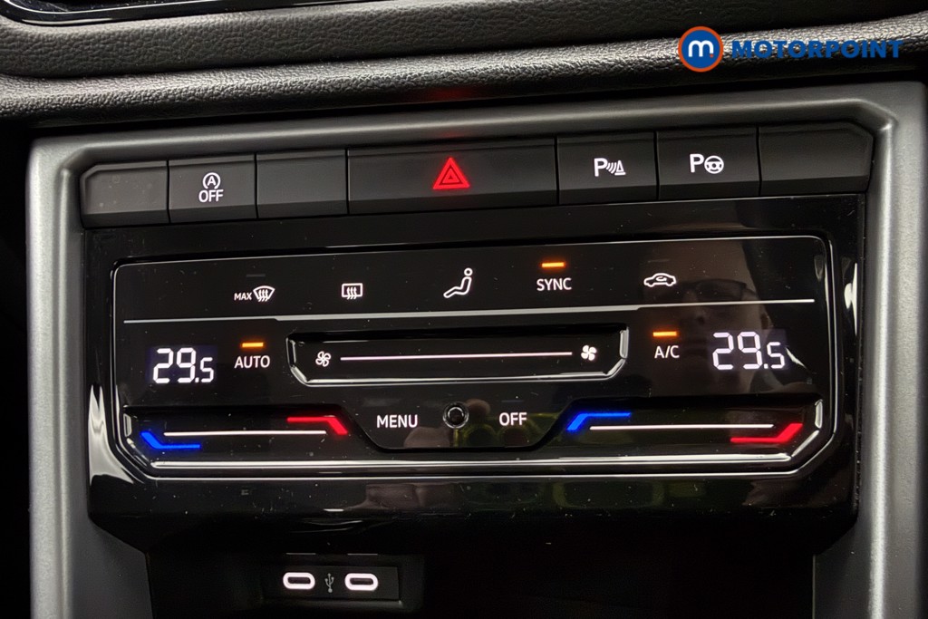Volkswagen T-Roc Life Manual Petrol SUV - Stock Number (1681406) - 15th supplementary image