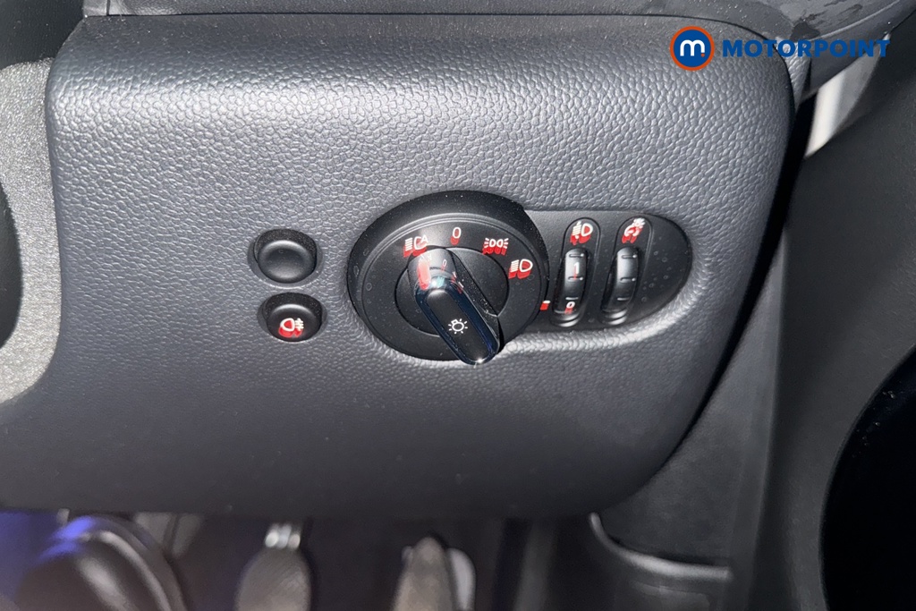 Mini Hatchback Cooper Classic Manual Petrol Hatchback - Stock Number (1681849) - 11th supplementary image