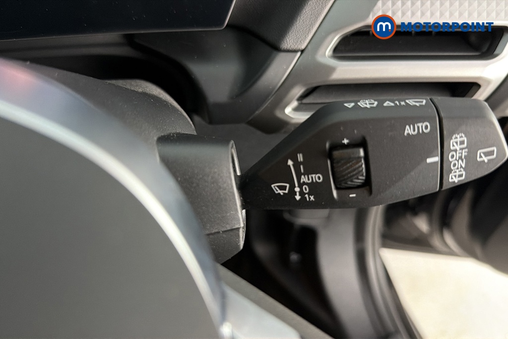 BMW 1 Series Sport Automatic Petrol Hatchback - Stock Number (1682206) - 6th supplementary image