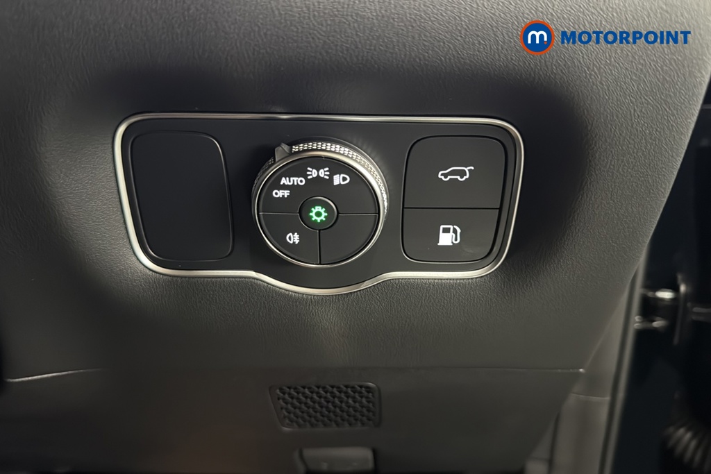 Chery Tiggo 8 Summit Automatic Petrol Plug-In Hybrid SUV - Stock Number (1682743) - 11th supplementary image