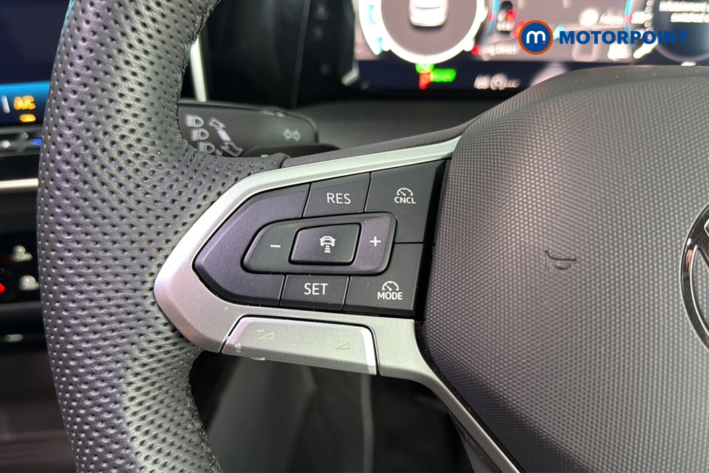 Volkswagen Golf R-Line Automatic Petrol Hatchback - Stock Number (1682833) - 4th supplementary image