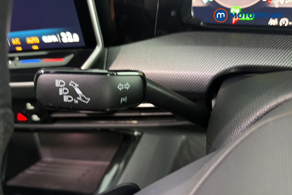 Volkswagen Golf R-Line Automatic Petrol Hatchback - Stock Number (1682833) - 5th supplementary image