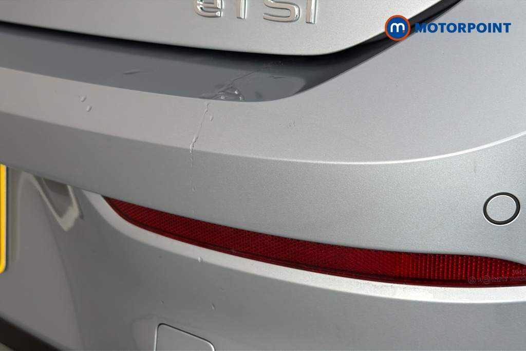 Volkswagen Golf R-Line Automatic Petrol Hatchback - Stock Number (1682833) - 39th supplementary image